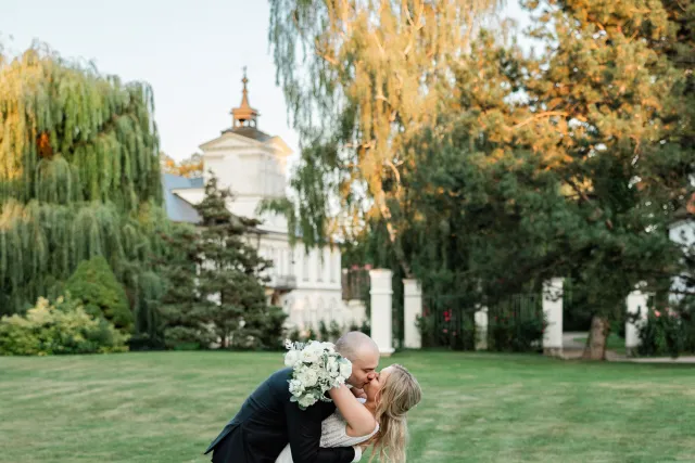 Kristýna Zbíralová – svatební fotografka
