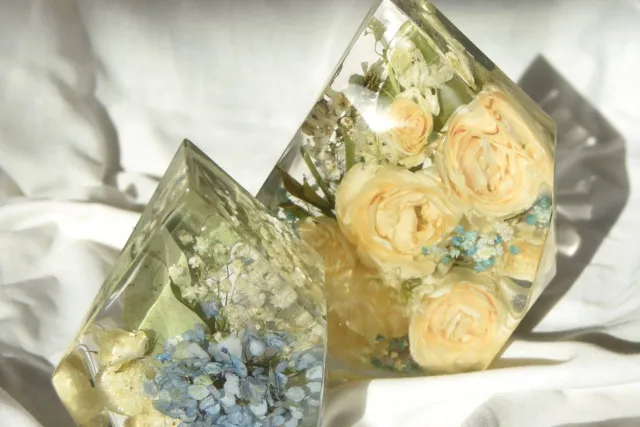 Nature ID - uchování svatební kytice do pryskyřice