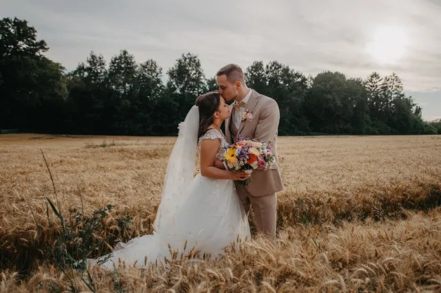 Zavrtaná v lásce - svatební květiny na míru