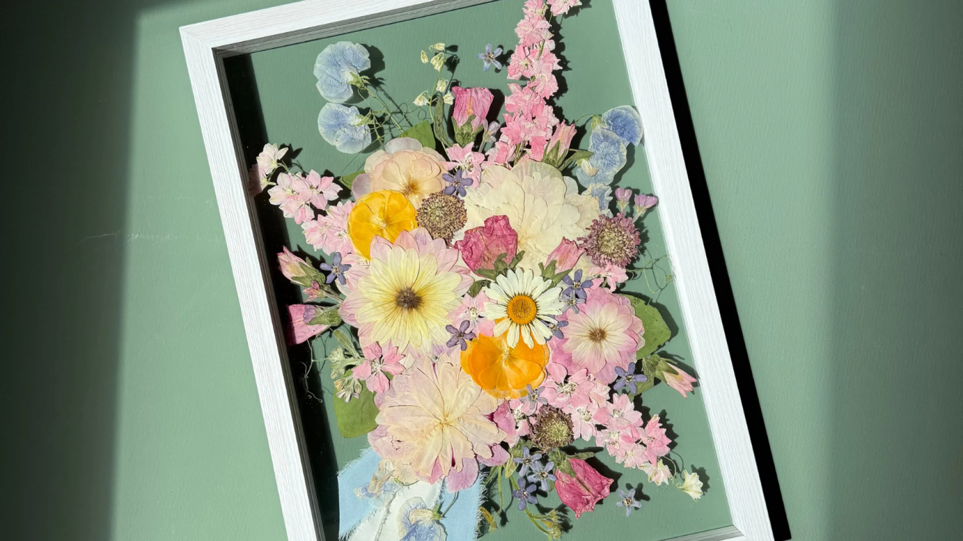 LissWood - uchování svatební kytice v obrazu