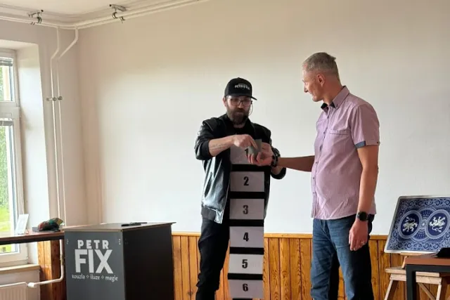 Petr Fix / Kouzelník