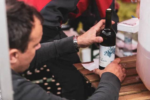 weWine