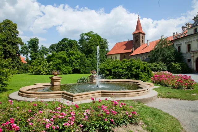 Průhonický park a zámek